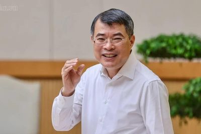 Thủ tướng yêu cầu cung ứng đủ sách giáo khoa và báo cáo trước 22/9