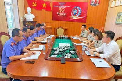 VKSND khu vực 3, tỉnh Hưng Yên trực tiếp kiểm sát hoạt động thi hành án dân sự