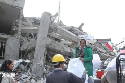 Iran vận động quần chúng tham gia hỗ trợ đất nước