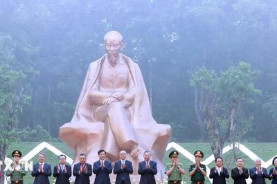 Tổng Bí thư, Chủ tịch nước Tô Lâm dự Lễ khánh thành Tượng đài 'Bác Hồ với Ngày hội non sông'