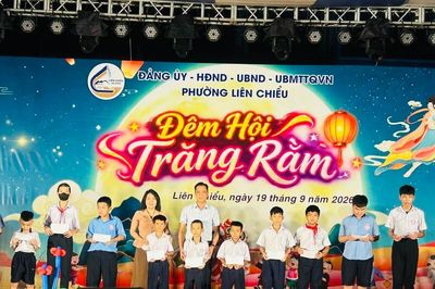 Phường Liên Chiểu tặng 400 suất quà Trung thu cho trẻ em có hoàn cảnh khó khăn