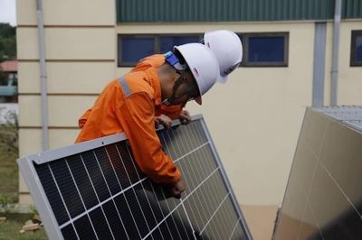 Hộ gia đình lắp điện mặt trời mái nhà tự sử dụng được hỗ trợ như thế nào?