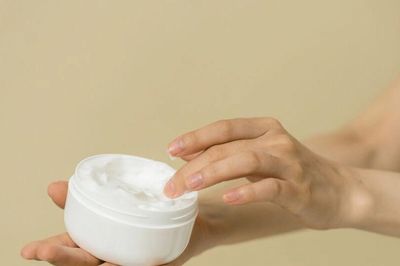 Lâm Đồng thu hồi, tiêu hủy 2 lô mỹ phẩm vi phạm
