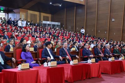 Tổng Bí thư, Chủ tịch nước dự Lễ công bố thành lập TP Bắc Ninh và đón nhận Huân chương Lao động hạng Nhất