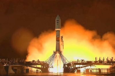 Nga phóng tên lửa Soyuz-2.1b mang theo vệ tinh quân sự