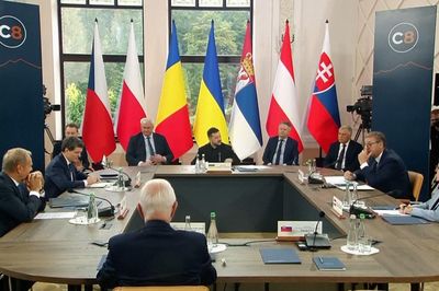 Ukraine ra mắt khuôn khổ hợp tác nhóm C8