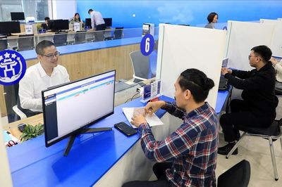 Cắt giảm thủ tục, người Hà Nội thuận lợi hơn khi làm hồ sơ