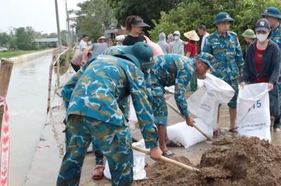 Các địa phương vận hành gần 800 máy bơm chống úng