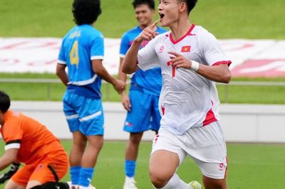 Truyền thông Uzbekistan lo đội nhà mất ngôi đầu trước U23 Việt Nam