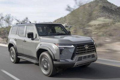 Lexus GX 2027 thêm tiện nghi, hướng tới nhóm khách hàng chuộng SUV hạng sang