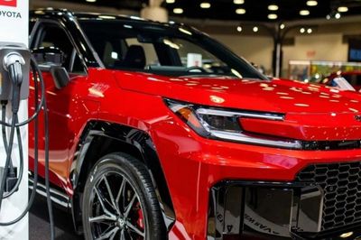 Toyota dự tính đầu tư 6,4 tỷ USD mỗi năm vào robot nhằm tự động hóa toàn bộ