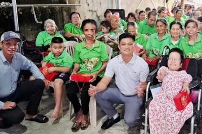 Ấm áp Trung thu cùng Nhóm 'Khát Vọng Cỏ Dại'