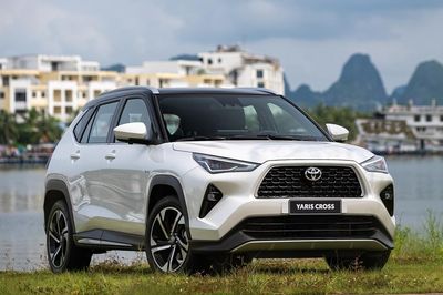Giá xe Toyota Yaris Cross mới nhất tháng 9/2026