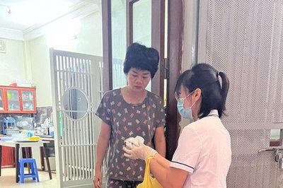 Phường Hồng Hà vệ sinh môi trường, phòng dịch bệnh sau mưa