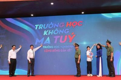 Học sinh Hà Nội thể hiện hiểu biết về phòng, chống ma túy