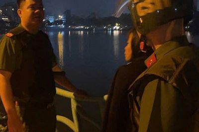 Giải cứu cô gái có ý định nhảy hồ Tây tự tử trong đêm