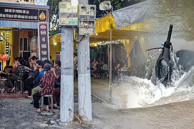 Nghẹn ngào câu nói của nam sinh trước khi bị lũ cuốn: 'Con chỉ thích ăn cơm mẹ nấu'