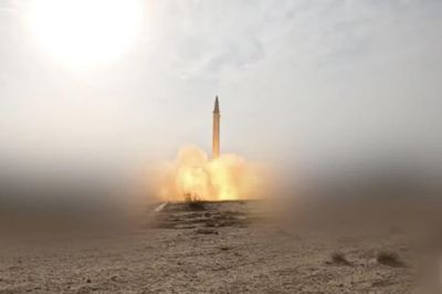 Houthi tập kích 'lớn chưa từng thấy' nhằm vào Arab Saudi