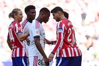 Atletico 0-0 Real Madrid: Va chạm nảy lửa