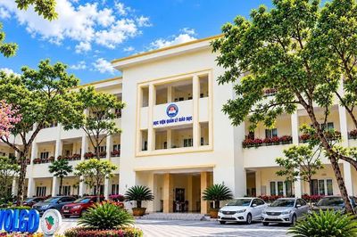 50 năm đào tạo, bồi dưỡng nguồn nhân lực quản lý giáo dục