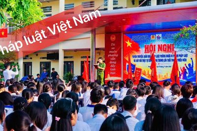 Kỳ 3: Đừng để 'màn hình' nuôi lớn những thói quen xấu