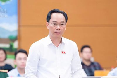 Bộ trưởng Hoàng Minh Sơn: Sẽ tăng cường luân chuyển để giải bài toán thừa, thiếu giáo viên