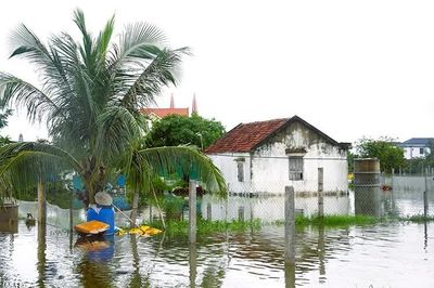 Mưa lớn diện rộng ở Trung Bộ, Nam Bộ