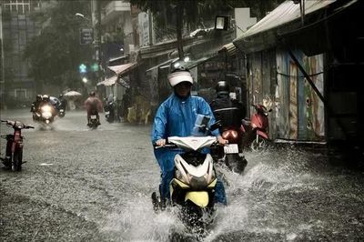 Nam Bộ đón đợt mưa lớn, TP. Hồ Chí Minh chủ động ứng phó ngập