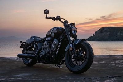 Benda Rock 707 ra mắt: Cruiser 73 mã lực, treo khí nén, giá gần 300 triệu đồng