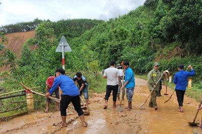 Tuổi trẻ Đà Nẵng đồng loạt ra quân bảo vệ môi trường