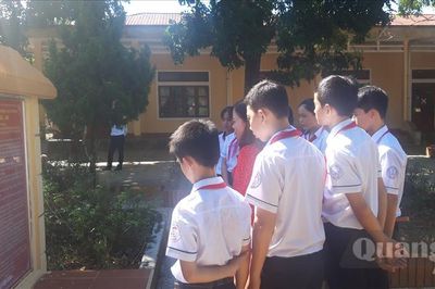 Dưới mái trường mang tên anh hùng liệt sĩ