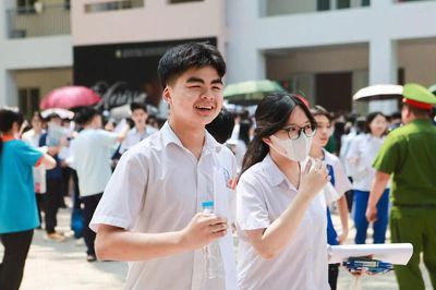 Chưa thí điểm thi tốt nghiệp THPT trên máy tính để bảo đảm công bằng