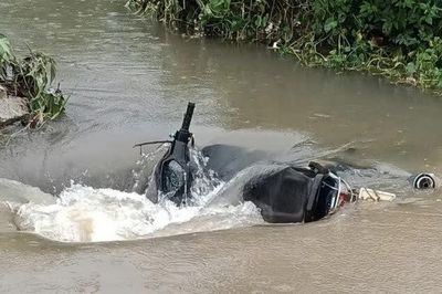 Hà Nội yêu cầu làm rõ trách nhiệm vụ nam sinh ngã xuống cống, tử vong