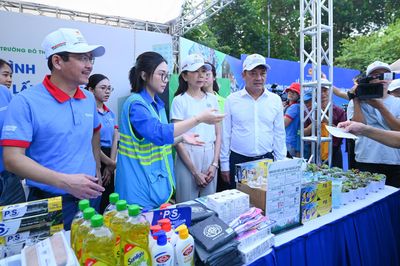 'Từ đĩa ăn sạch đến thành phố sạch': Giảm lãng phí thực phẩm để cứu môi trường