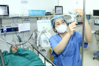 Nữ bác sĩ nội trú top đầu và ngã rẽ 'ngược dòng' vào Gây mê hồi sức