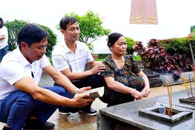 'Anh nằm lại ở đâu hơn nửa thế kỷ, gia đình mong anh trở về'