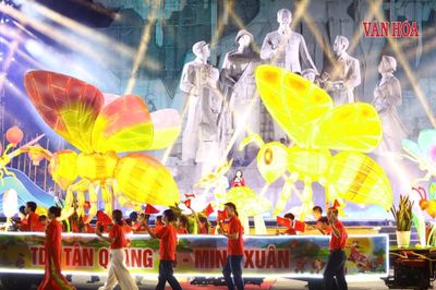 Rộn rã 'Đêm hội Thành Tuyên 2026': Sức hút từ miền đất di sản xứ Tuyên