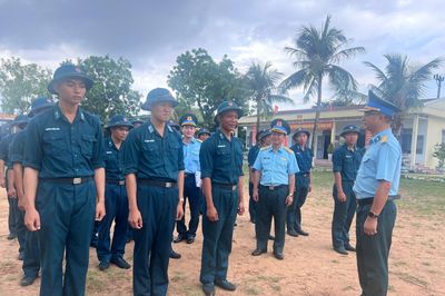 Khí thế thi đua ở Trung đoàn 282
