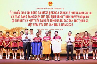Chuyển giao đội bóng đá nữ Đăk Đoa cho CLB Hoàng Anh Gia Lai