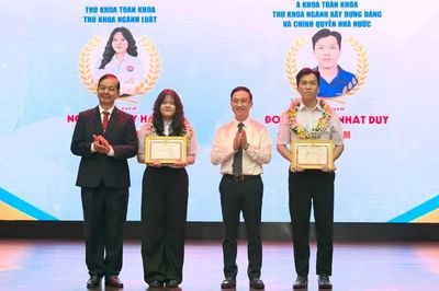 Phó Bí thư Thành ủy TPHCM Đặng Minh Thông dự Lễ khai giảng tại Học viện Cán bộ TPHCM