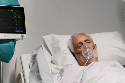 Suy giáp kéo dài, cẩn thận biến chứng hôn mê phù niêm
