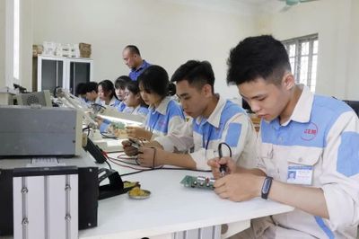 Học nghề mở cơ hội việc làm bền vững cho người dân vùng khó