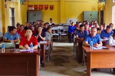 Phát triển mô hình nuôi lợn an toàn sinh học để thoát nghèo của bà con người Dao