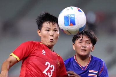 HLV Mai Đức Chung nói gì khi tuyển nữ Việt Nam hòa Thái Lan?