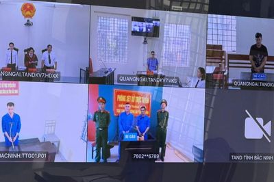 Nhặt được ma túy, giấu vào ô tô để 'né' Công an