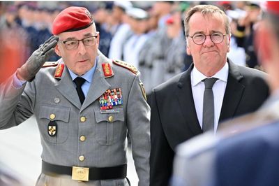 Tướng Đức được chọn làm lãnh đạo quân sự của NATO