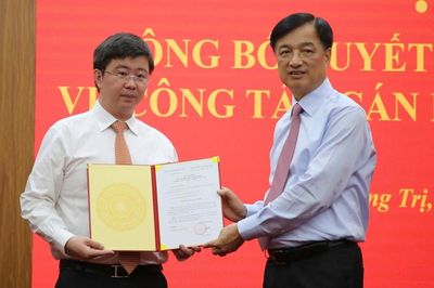 Ông Bùi Hoàng Phương được giới thiệu để bầu Chủ tịch UBND tỉnh Quảng Trị