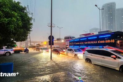Nhiều khu vực có mưa dông, cảnh báo lũ quét tại miền Trung và Tây Nguyên
