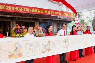 Phát huy di sản văn hóa Đại thi hào Nguyễn Du, khẳng định bản sắc dân tộc trên trường quốc tế