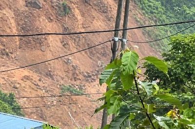 Nghệ An di dời khẩn cấp 38 hộ dân trước nguy cơ sạt lở núi Pù Nứa Bàn